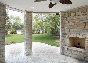 4 Tips On Building An Outdoor Fireplace